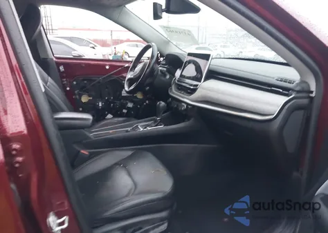 2022 Jeep Compass Latitude Lux 4X4 from USA, damaged, VIN 3C4NJDFB8NT130153